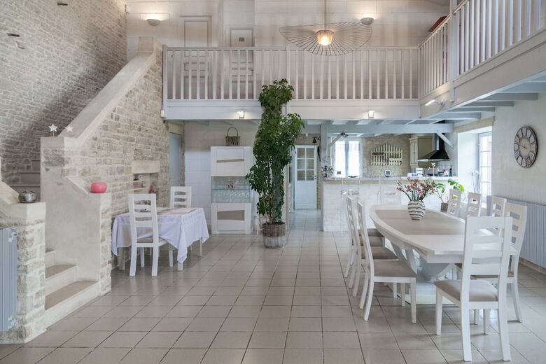 Hotel Le Soleil Et Les Etoiles