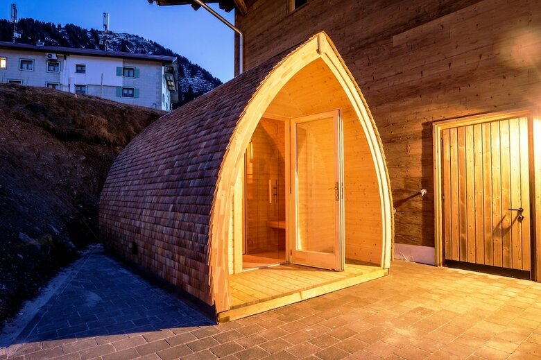 Alpen Select Lodge For 16-24 People