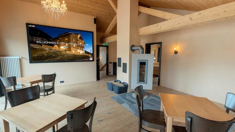 Alpen Select Lodge For 16-24 People