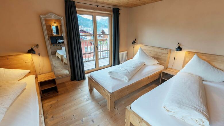 Alpen Select Lodge For 16-24 People