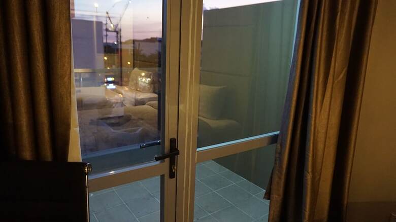 Hotel West Avenue Suites