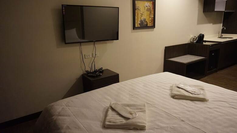 Hotel West Avenue Suites