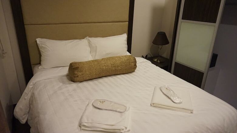 Hotel West Avenue Suites