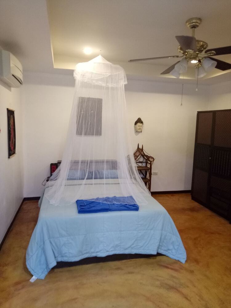 Hotel Bee Nat Garden Resort