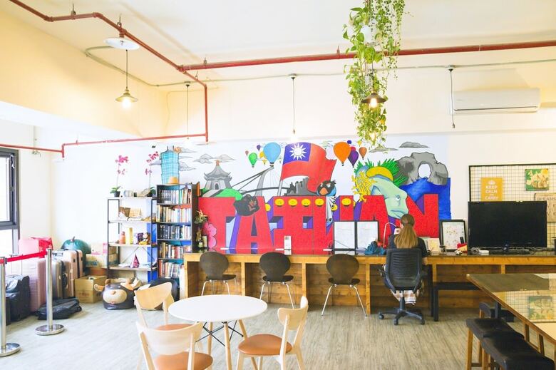 Hostal Starbox Hostel