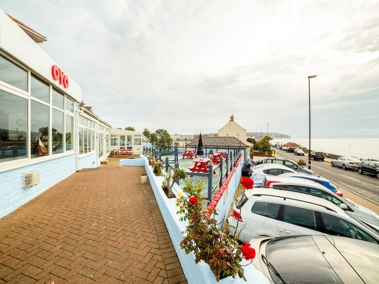 Hotel Oyo Marina