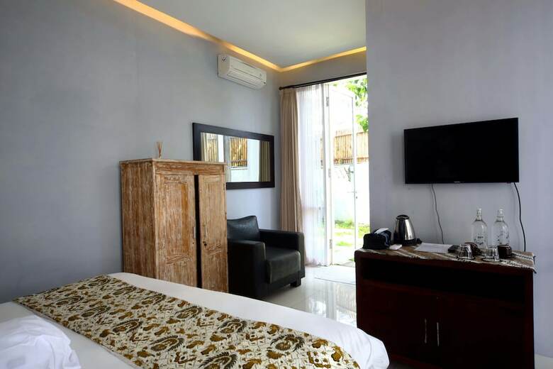 Villa 808 Residence