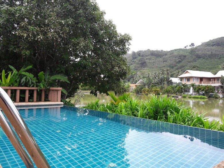 Villa Sakoo Valley Naithon Beach