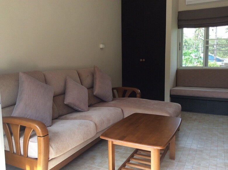 Villa Sakoo Valley Naithon Beach