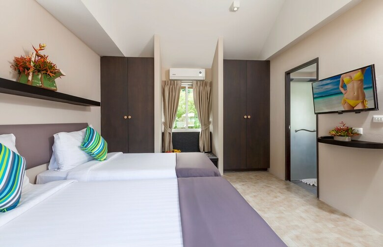 Villa Sakoo Valley Naithon Beach