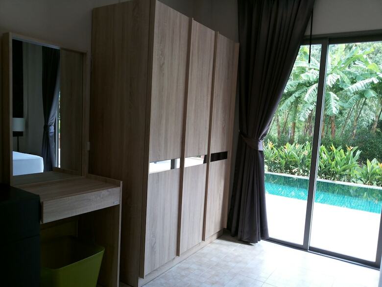 Villa Sakoo Valley Naithon Beach