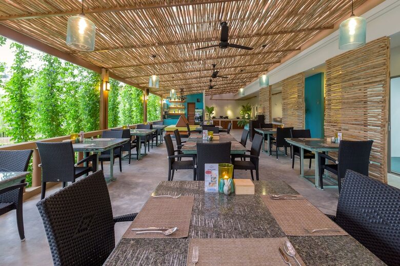 Villa Sakoo Valley Naithon Beach
