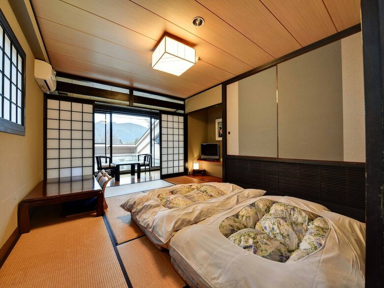 Yufuin Kinrinko Hotel