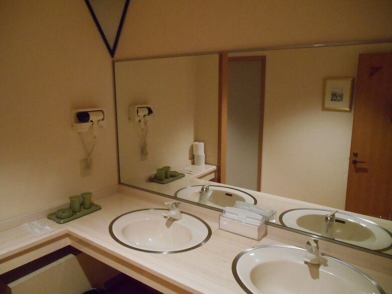 Yufuin Kinrinko Hotel