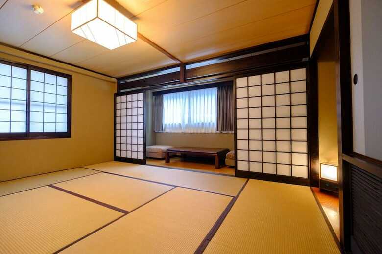 Yufuin Kinrinko Hotel