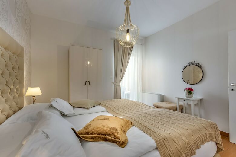 Aparthotel Luxury Villa Luce