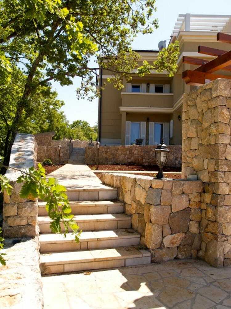 Aparthotel Luxury Villa Luce