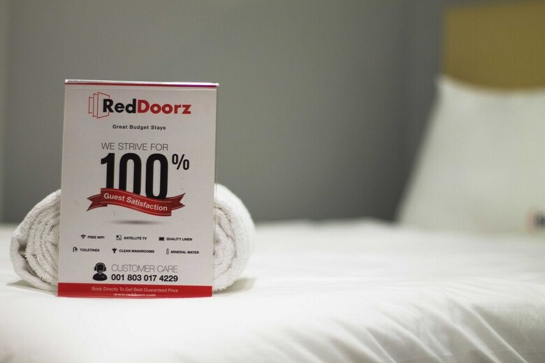 Hotel Reddoorz @ Palasari
