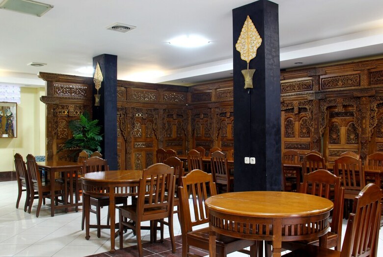 Hotel Reddoorz @ Palasari