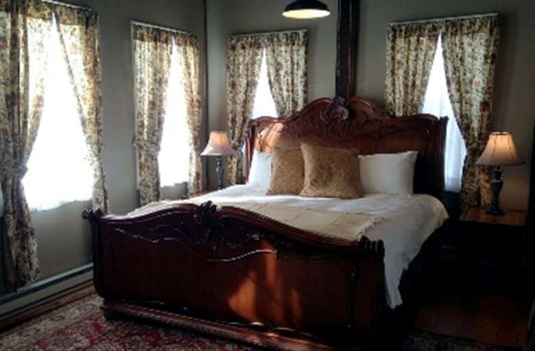 Bed & Breakfast Old Mill Inn