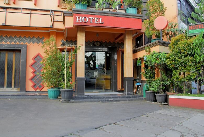 Hotel Reddoorz @ Lodaya