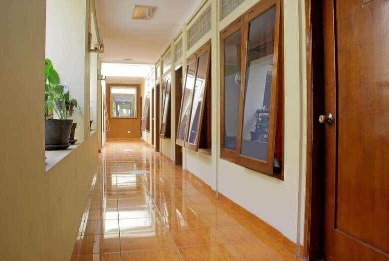 Hotel Reddoorz @ Lodaya
