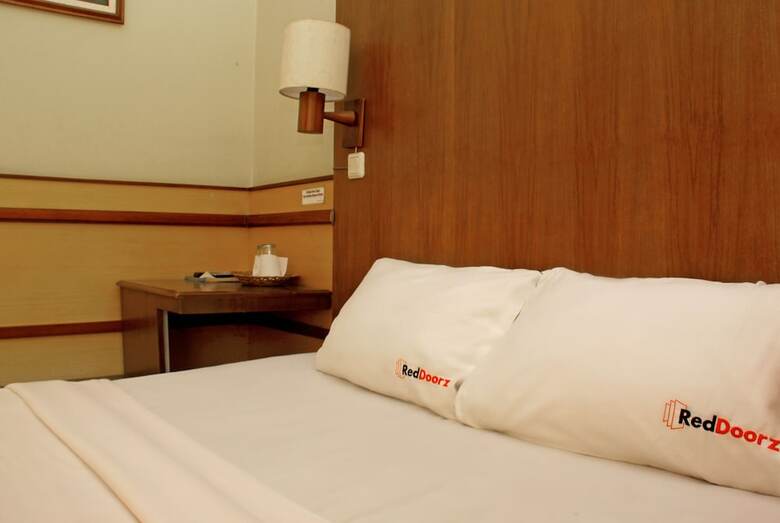 Hotel Reddoorz @ Lodaya