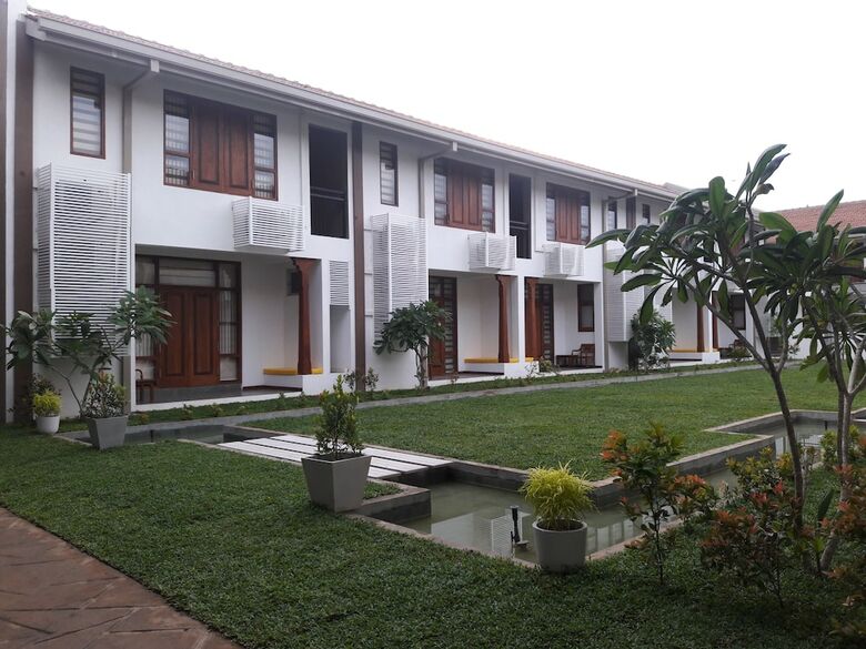 The Thinnai Hotel