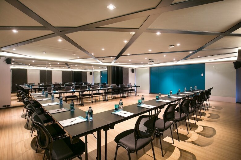 X2 Vibe Bangkok Sukhumvit Hotel
