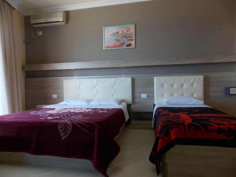 Hotel Mediterrane