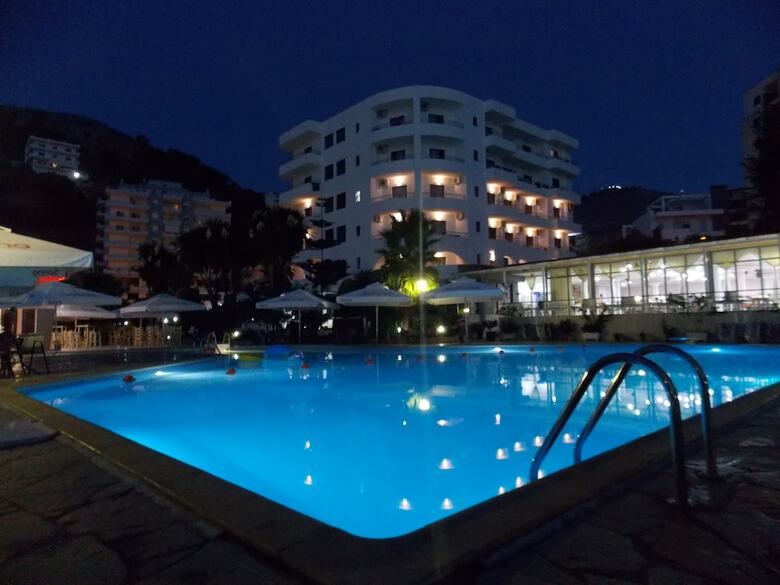 Hotel Mediterrane