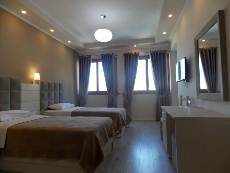 Hotel Mediterrane