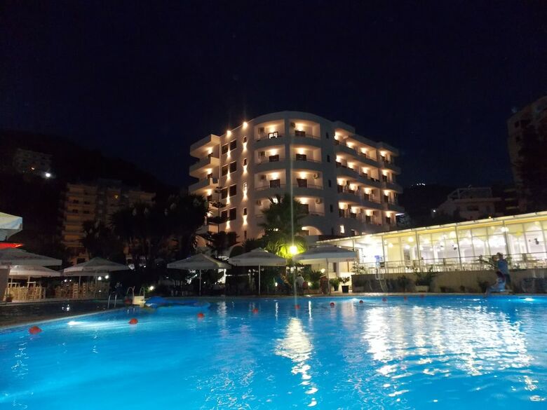 Hotel Mediterrane
