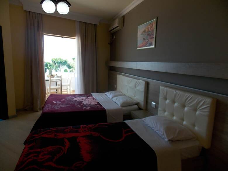 Hotel Mediterrane