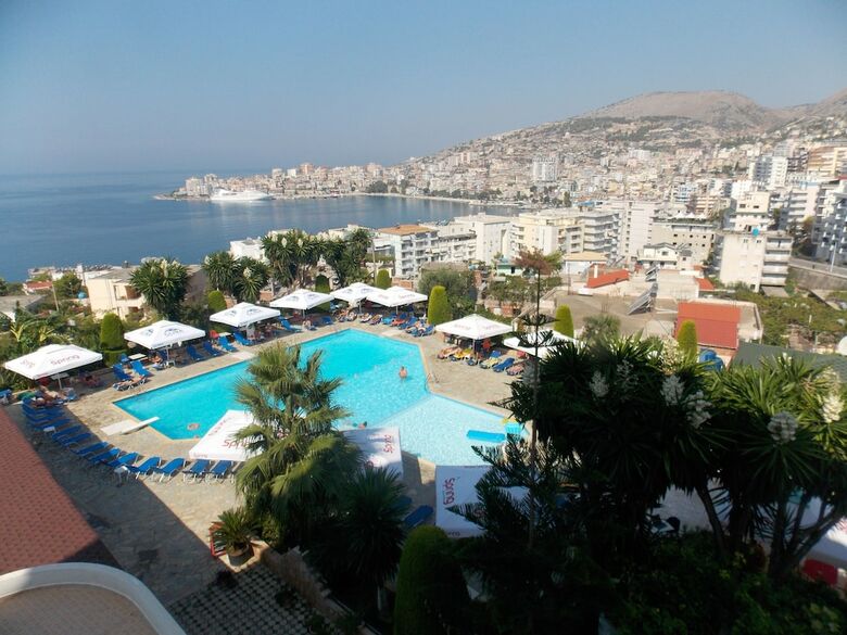 Hotel Mediterrane