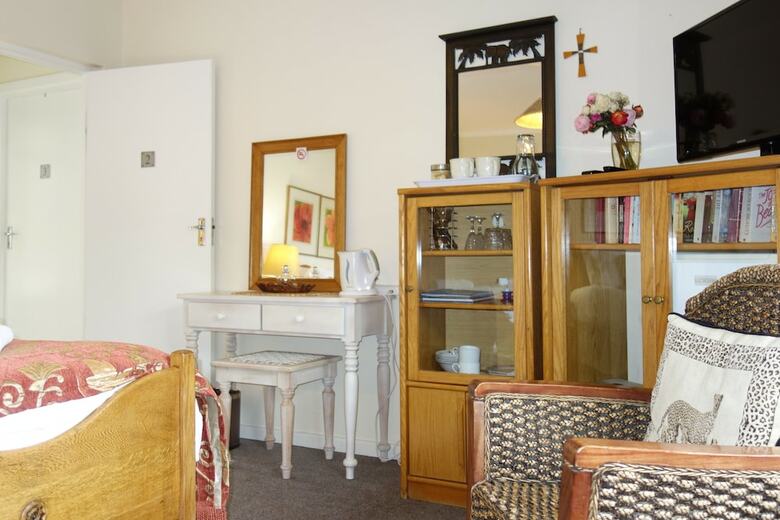 Hotel Cherry Berry Guest House