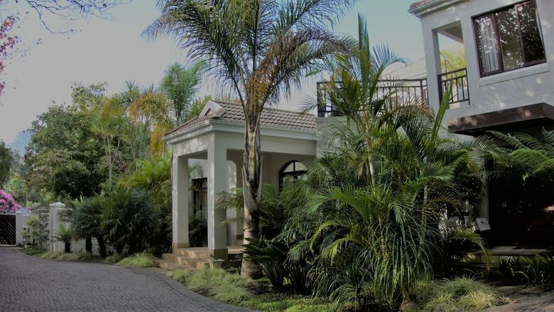 Hotel Cherry Berry Guest House