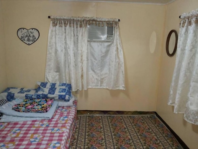 Bed & Breakfast Yak-yak Beach Home