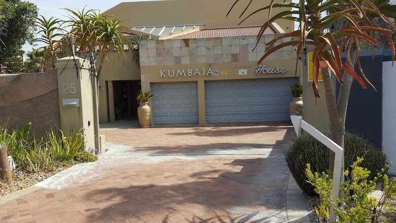 Hotel Kumbaya House