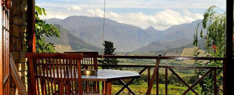 Montmartre Chalets And Guest House