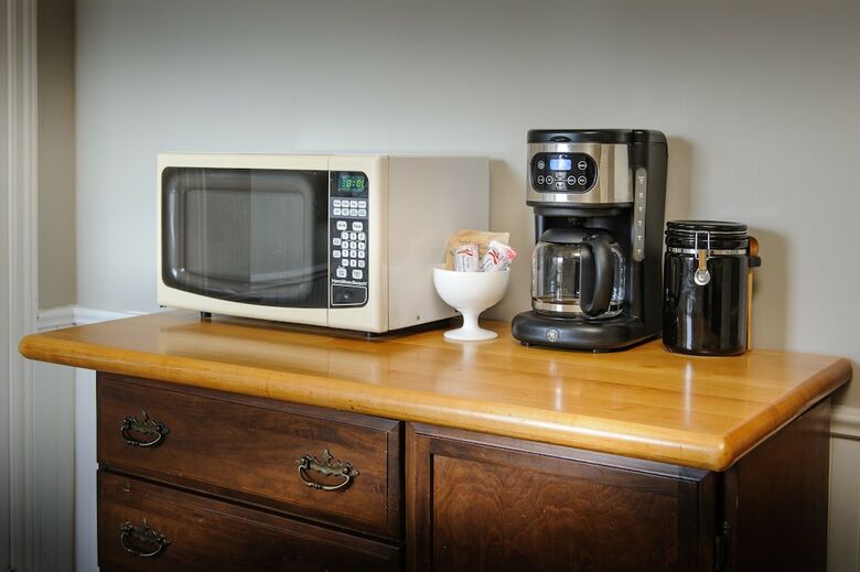 Apartamentos Moncton Suites - 267 Universite Ave
