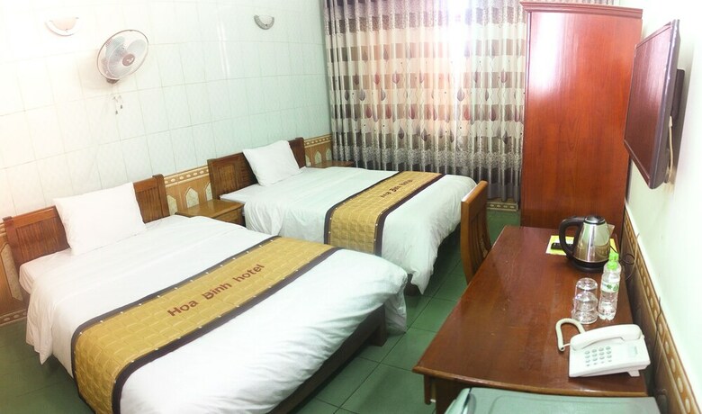 Ho� B�nh Hotel