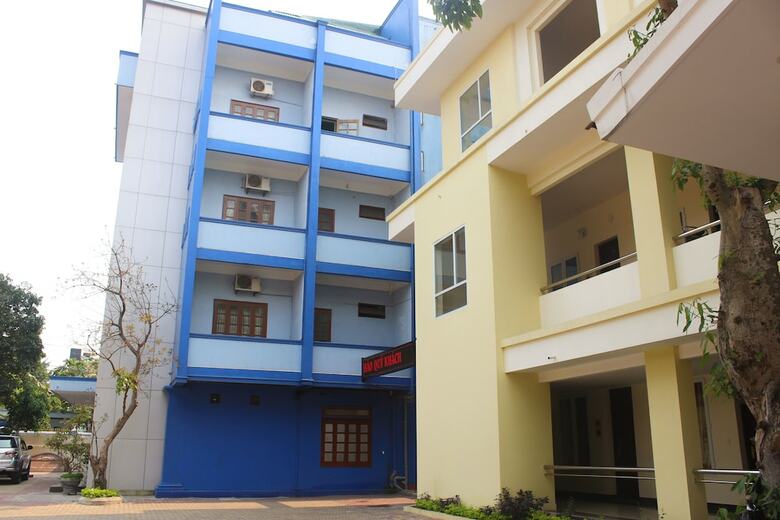 Ho� B�nh Hotel