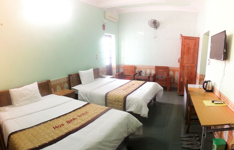 Ho� B�nh Hotel