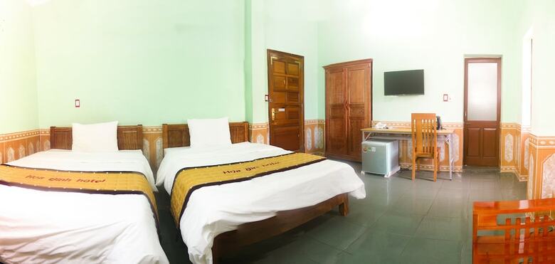 Ho� B�nh Hotel
