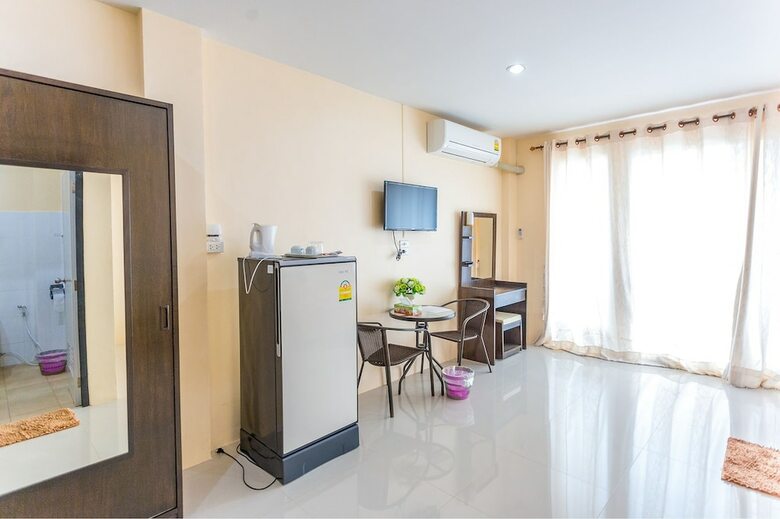 Phet Ngam Hotel