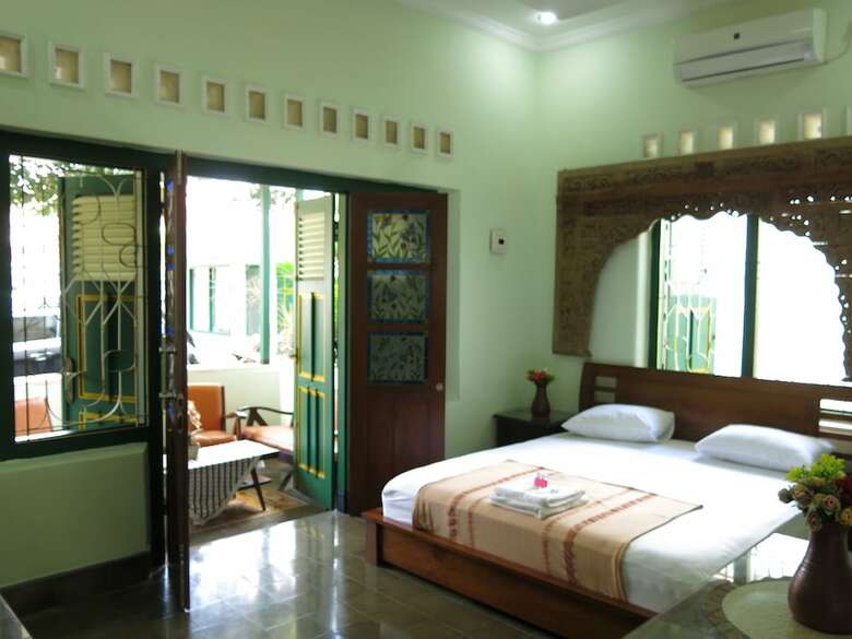 Hotel Pamularsih Homestay