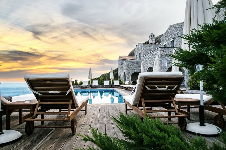 Aparthotel En Plo Luxury Suites