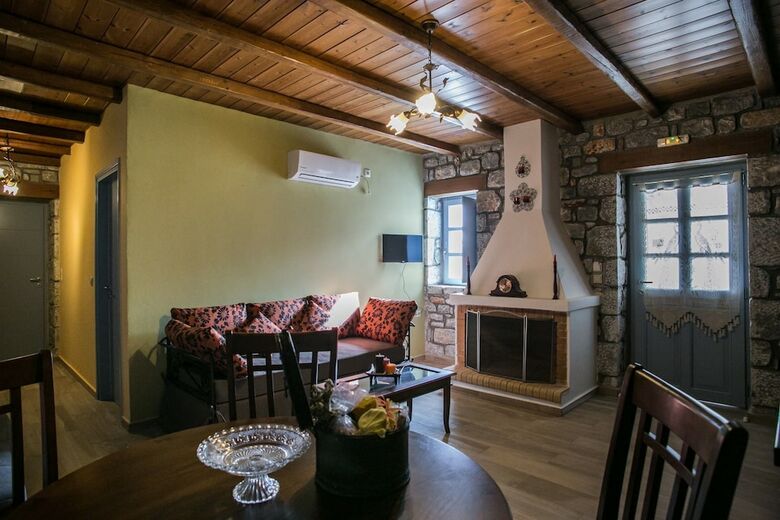 Aparthotel En Plo Luxury Suites
