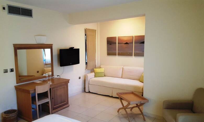 Sea Sight Hotel